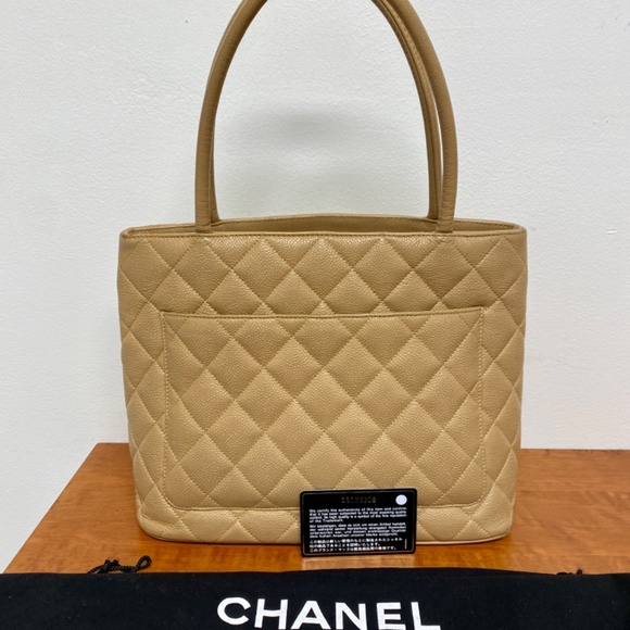 Chanel Medallion Beige Leather Monogram Tote with Gold Trim Authentic - Picture 2 of 15